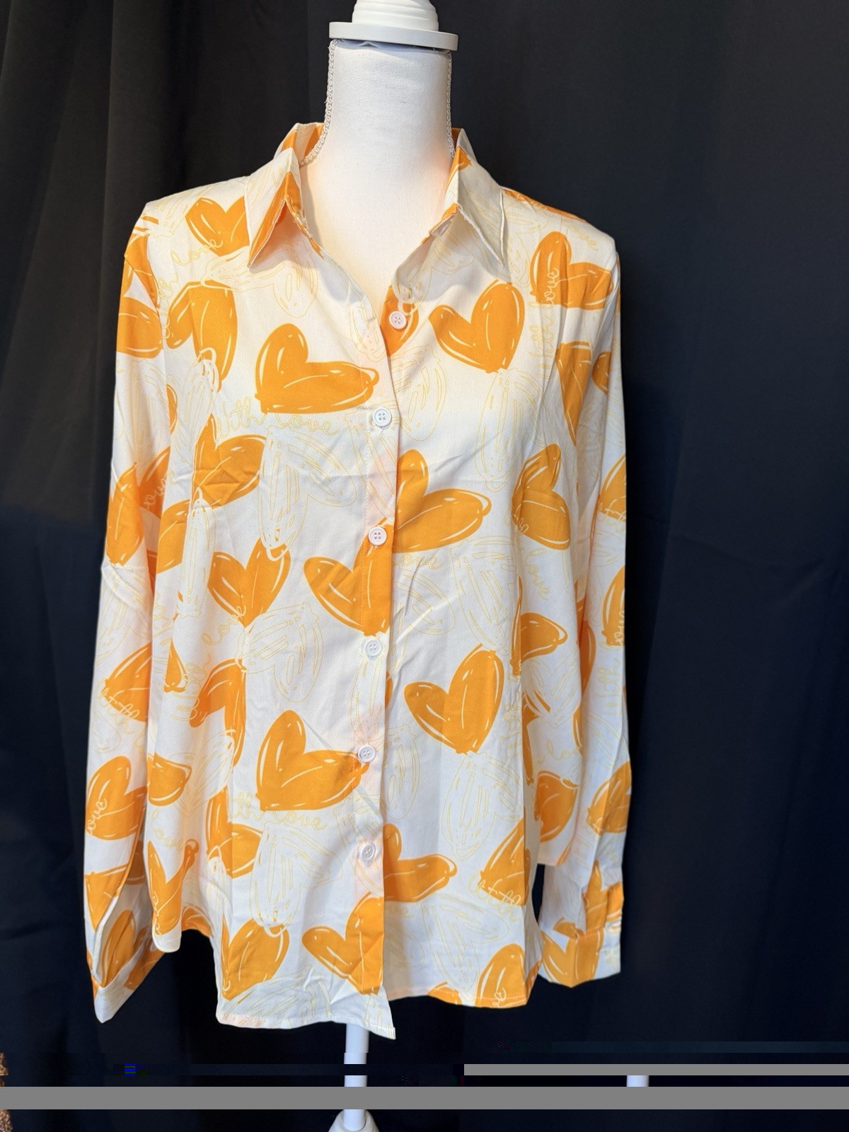 Women’s White/Orange Heart Print Button Front Collared Long Sleeve Shirt M