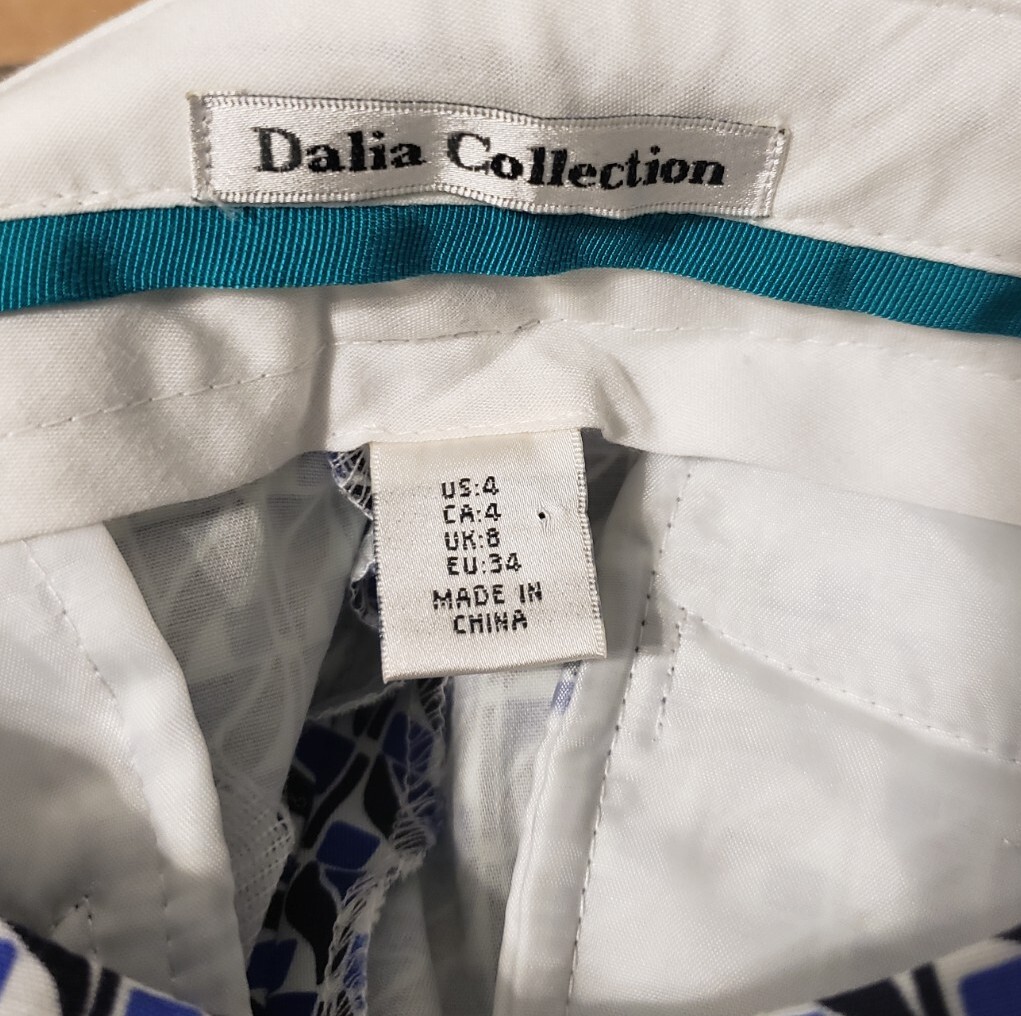 Dalia Pants Women Sz 4 Blue Black CITY FIT Cigarette Leg Lower Rise Capri