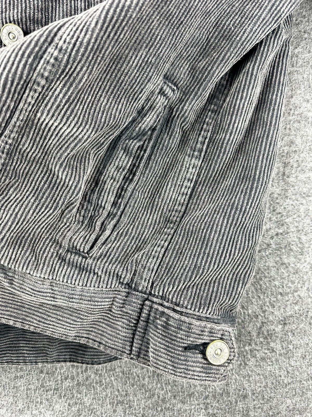 Urban Outfitters BDG Corduroy Trucker Jacket Mens Large Gray Button Up Coat