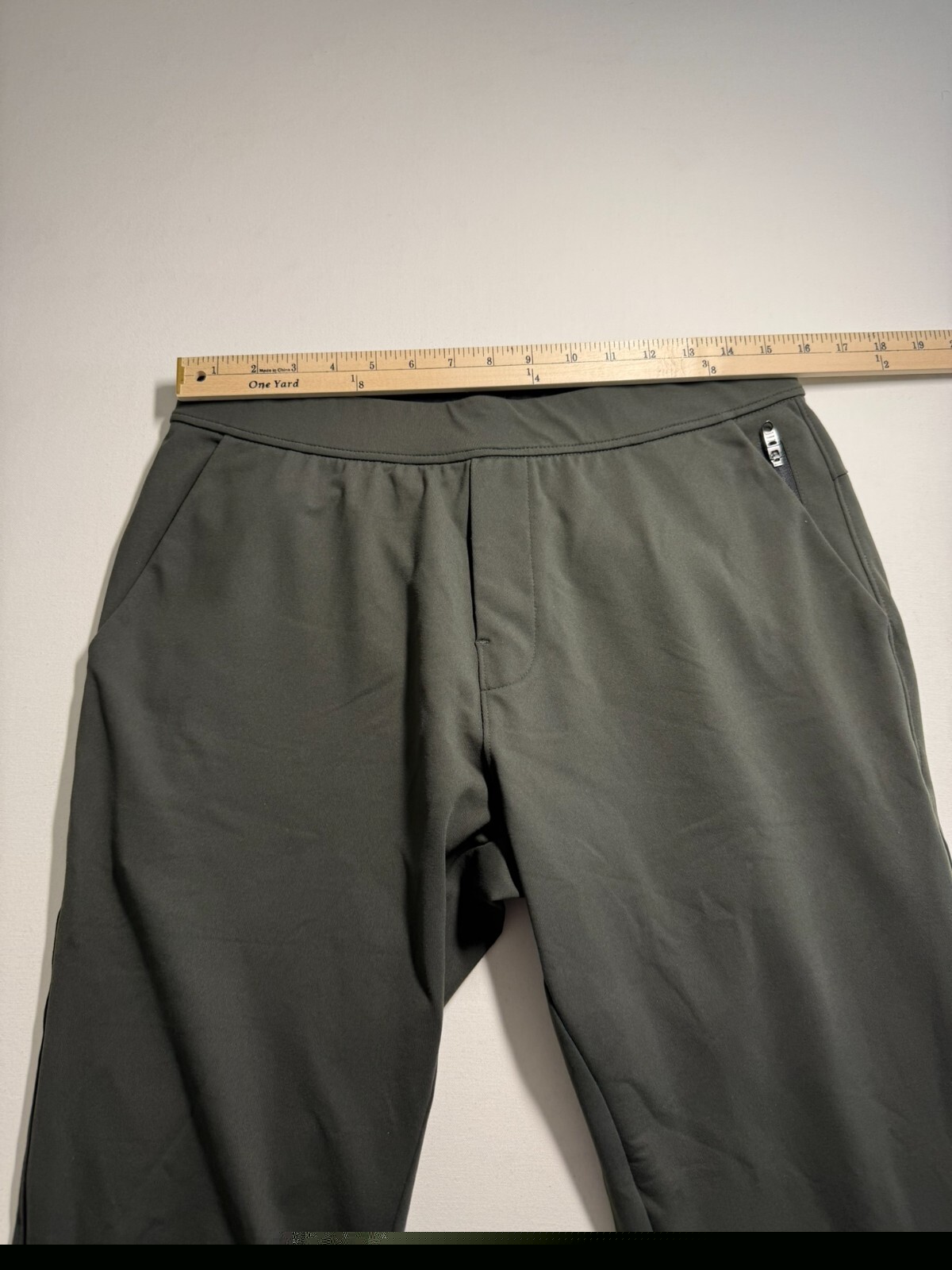 Public Rec Weekender Olive Green Jogger Pants sz 32×29