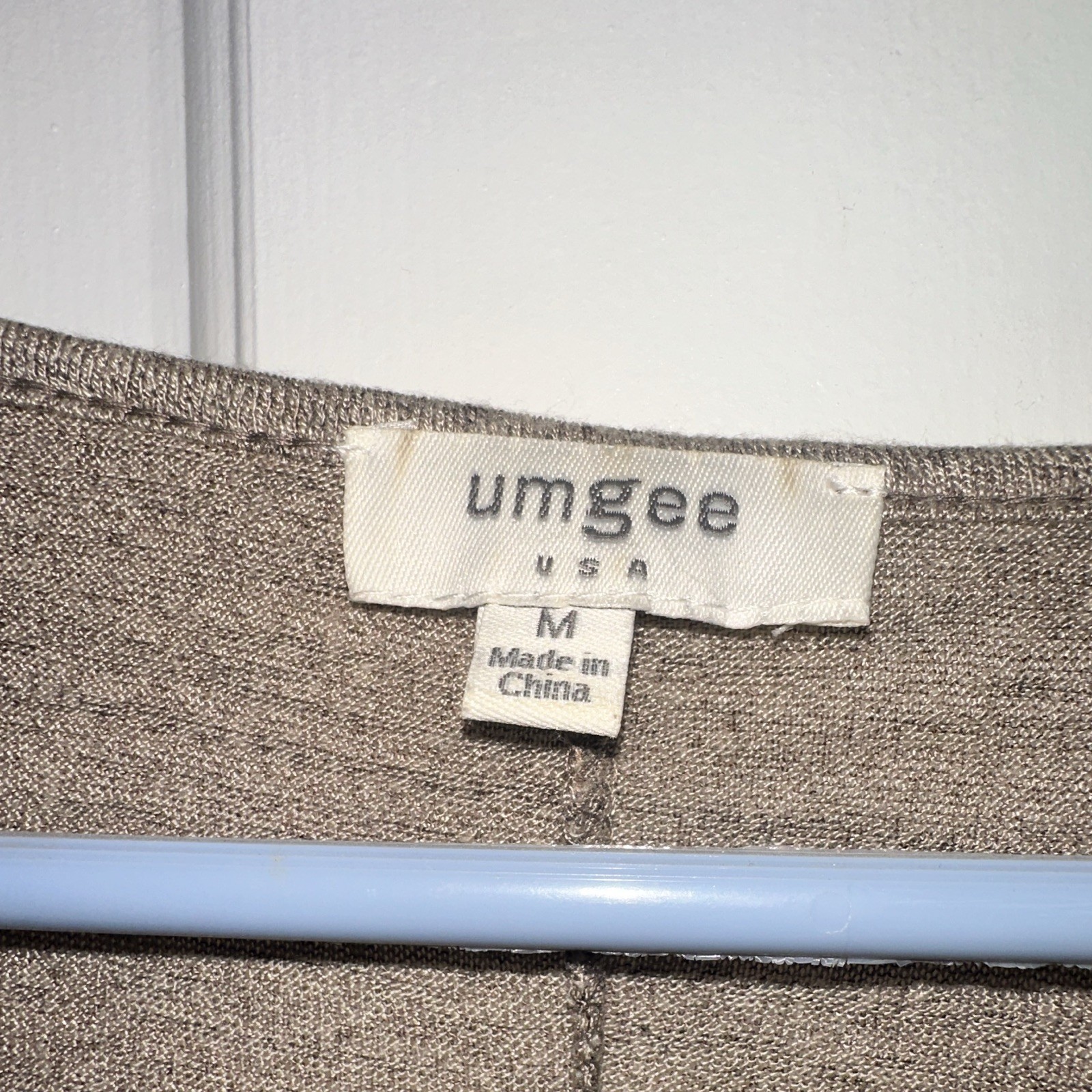 UMGEE Taupe Solid Knit Tunic Top Scoop Neck Long Sleeve Lace Hem Women M