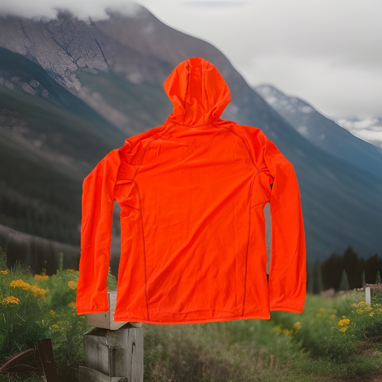 New Arcteryx Delta Pullover Hoody Med Solaris Orange Lightweight MSRP $180 NWT
