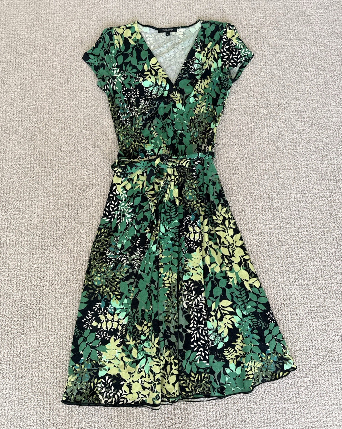 Karen Kane Women’s Green/Black/Beige Floral Ruched Jersey Strapless Blouse M