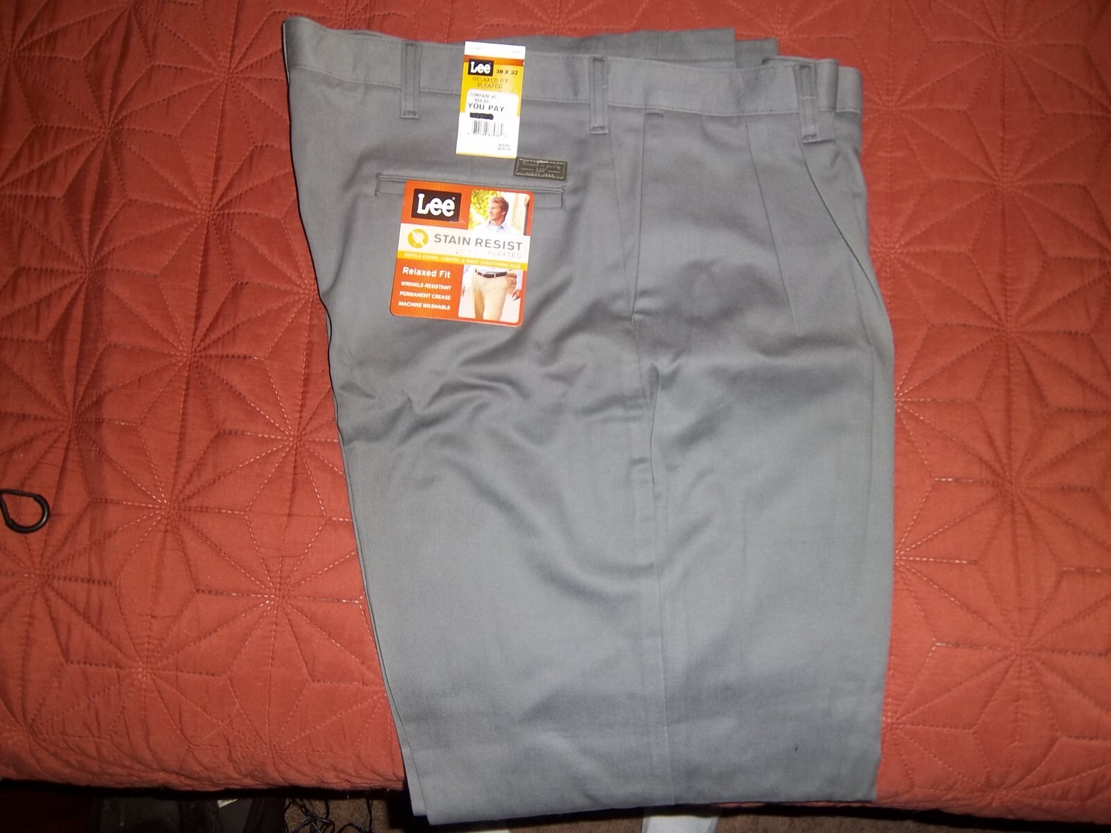 NEW Lee Stain Resist Relaxed Fit Wrinkle Resist Gray Dress Pants 38W x 32L