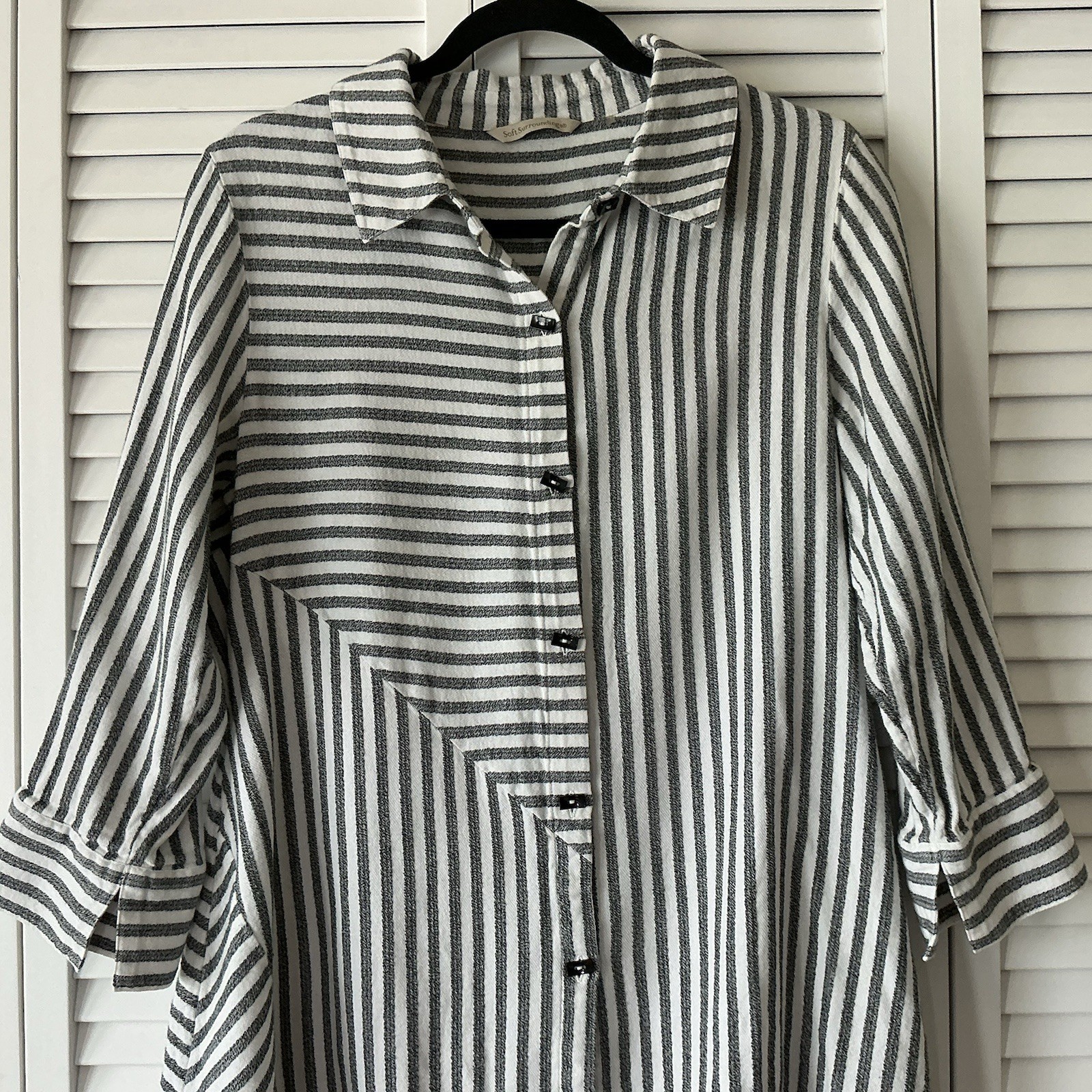 Soft Surroundings Standout Tunic Top Sz M Gray Stripe Lagenlook Flowy Boho Chic
