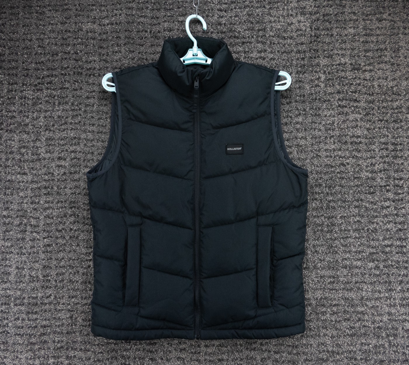 Hollister Puffer Vest Mens Medium Black Full Zip Insulated Jacket Outdoor Preppy