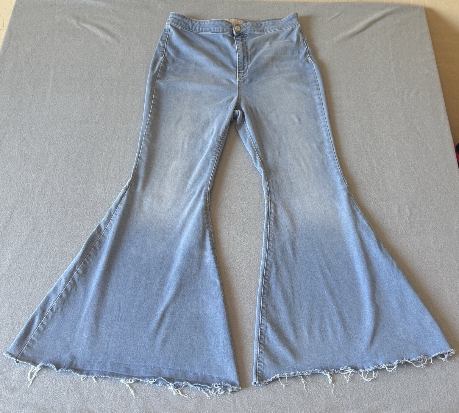 Free People/We the Free Just Float On Women’s Jeans Size 31R High-Rise Flare