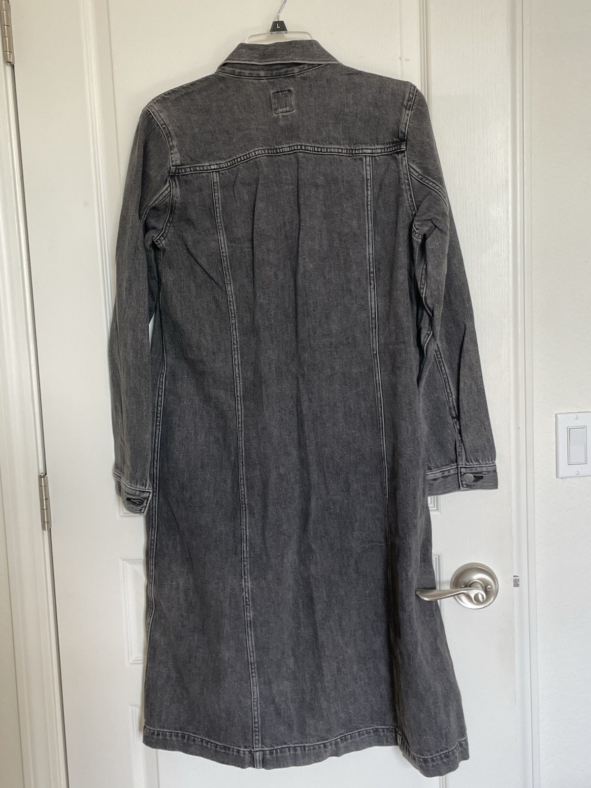 Gap Gray Denim Solid Shirt Dress Button Front Long Sleeve Collared Pockets M