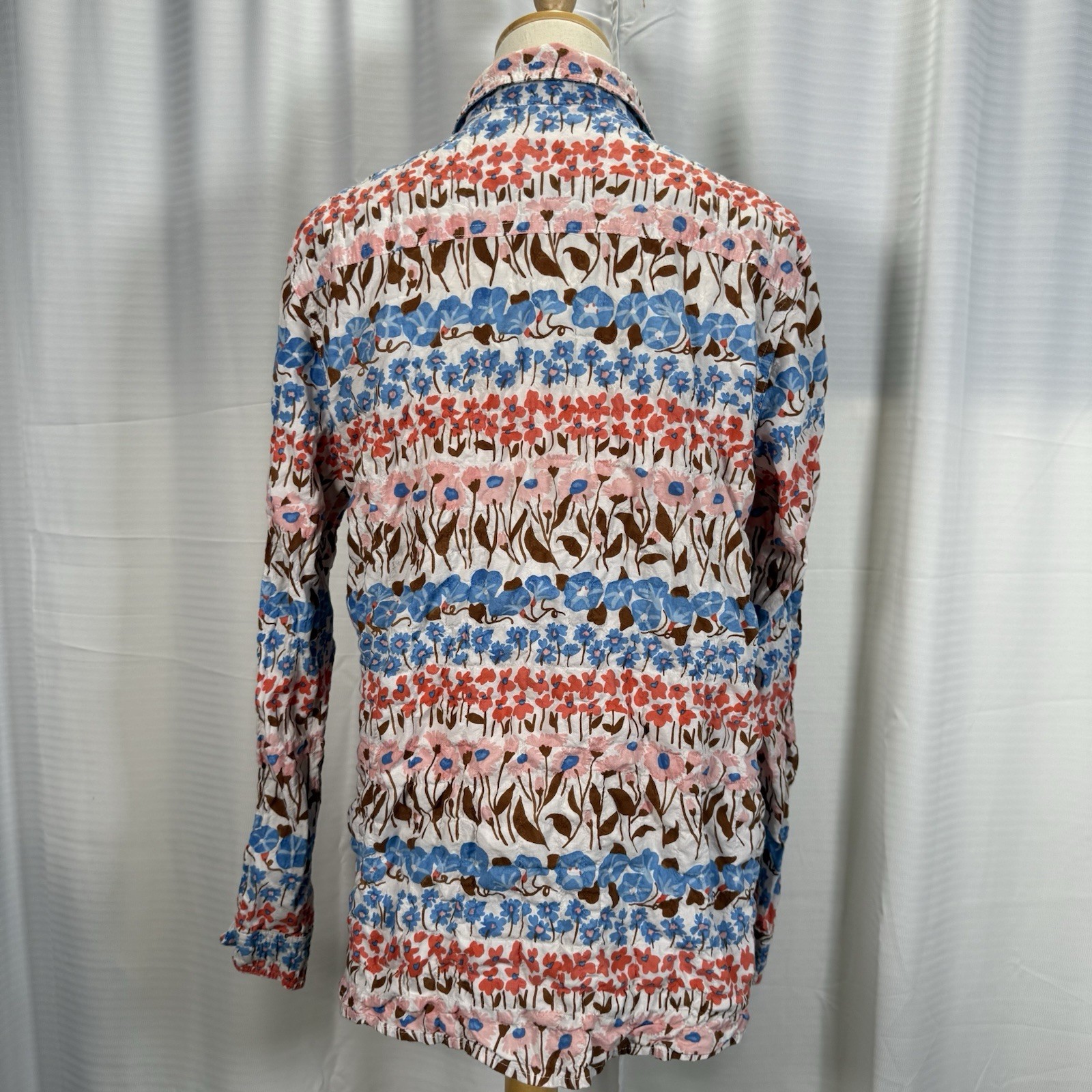 J MCLAUGHLIN LOIS SHIRT STRETCH COTTON FLORAL MOTIF GARDEN SIZE LARGE