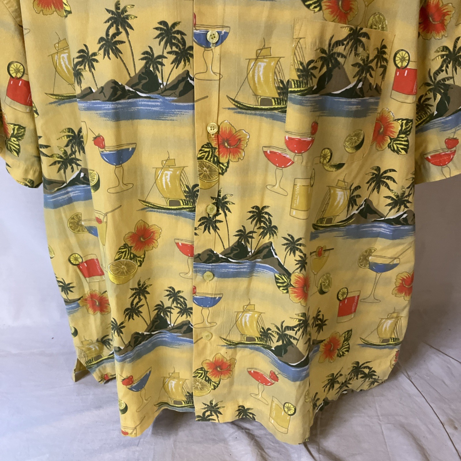 Blue Generation Mens Hawaiian Aloha Camp Shirt Multicolor Floral Cocktails XL