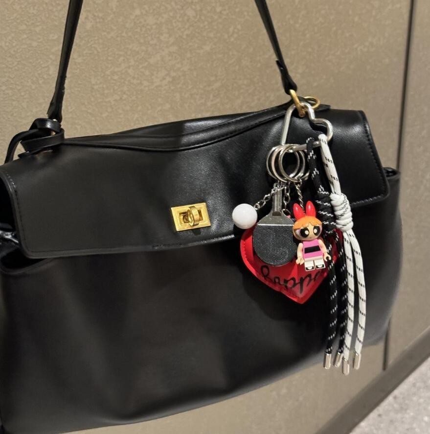 Keyring Bag Handbag Accessories Keychain Key Chain Charms Pendants Purse w/BOX