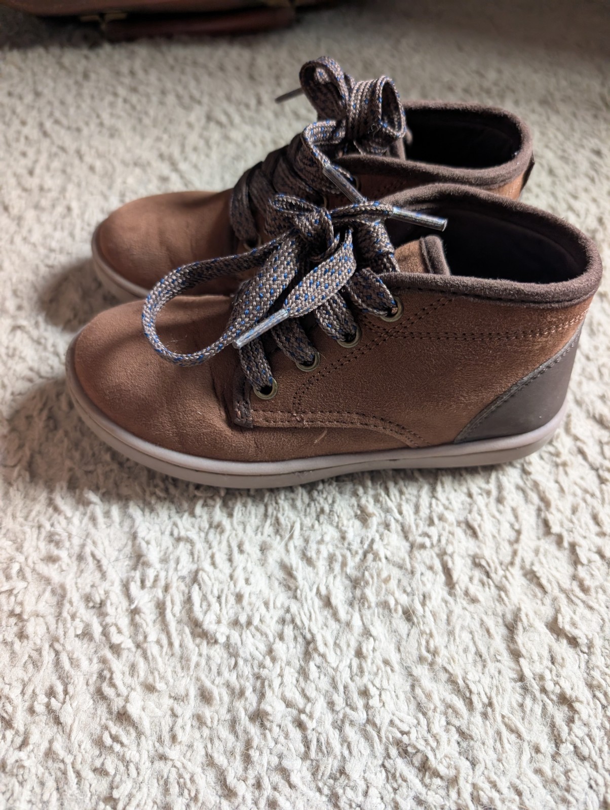 Boy Carter’s Shoes Size 11 Used