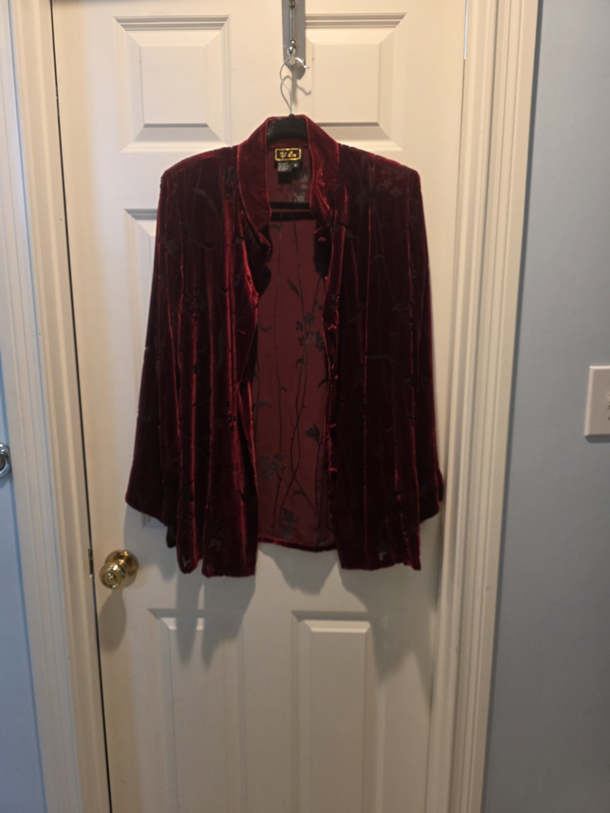 Vintage Yi Lin Women’s Red velvet Floral Lined Short Jacket Long Sleeve Size M