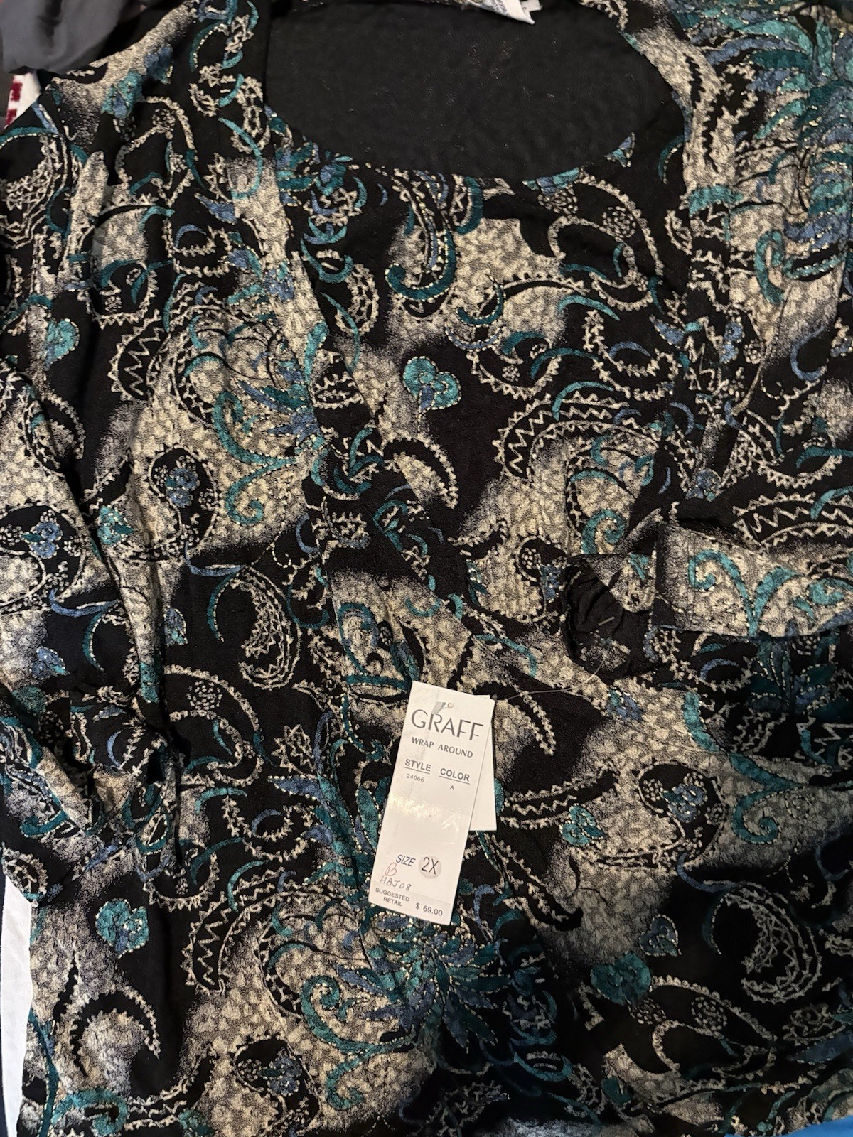 Graff by UM Company Women’s Plus 2X Black Paisley Burnout Velvet Blouse