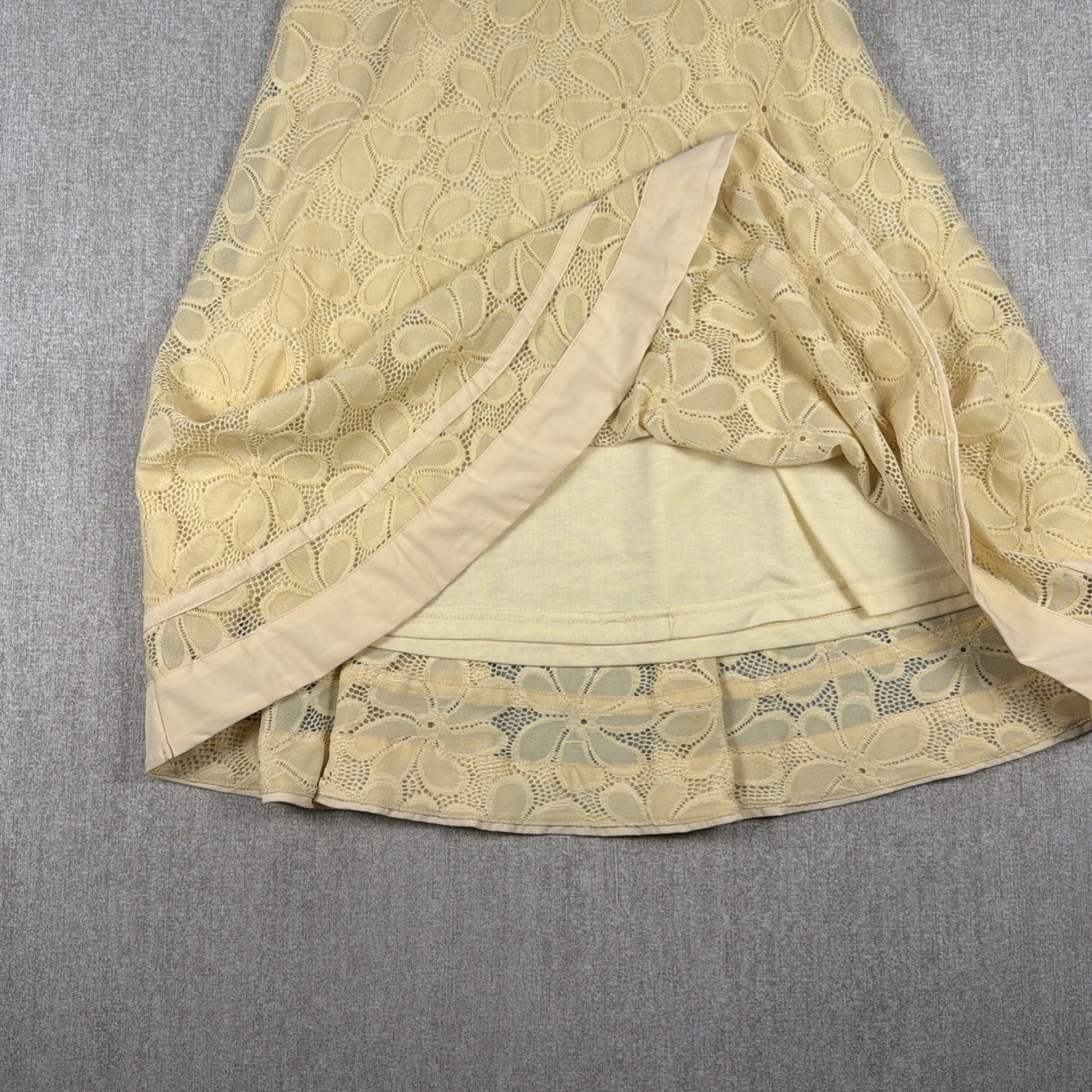 Butter Yellow Crochet Lace Dress Womens M Fit & Flare Vintage Cottagecore