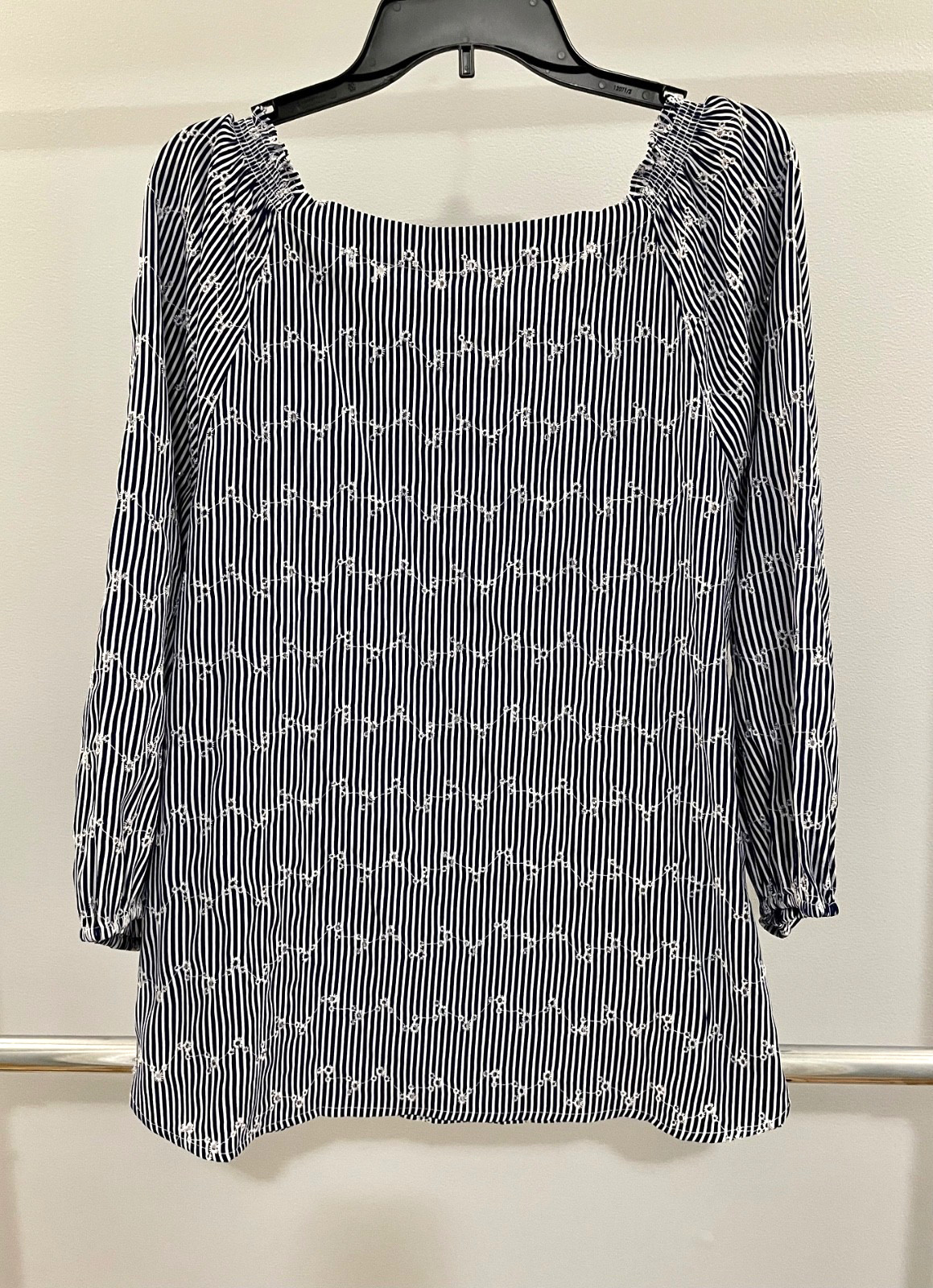 LOFT Outlet Eyelet Blouse Size XL Navy Blue Stripe Gathered Shoulders 3/4 Sleeve