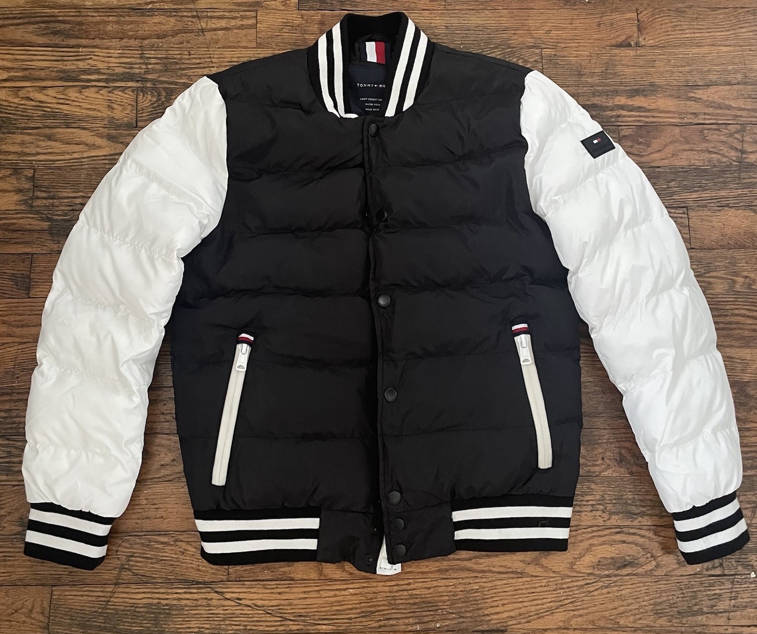 Tommy Hilfiger Men’s Quilted Varsity Style Bomber Jacket BLACK/WHITE