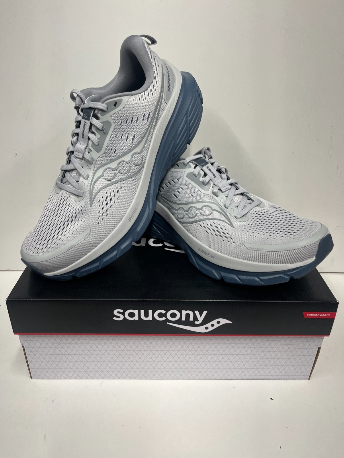 Saucony Guide 18 — Men’s Running Shoes — NEW