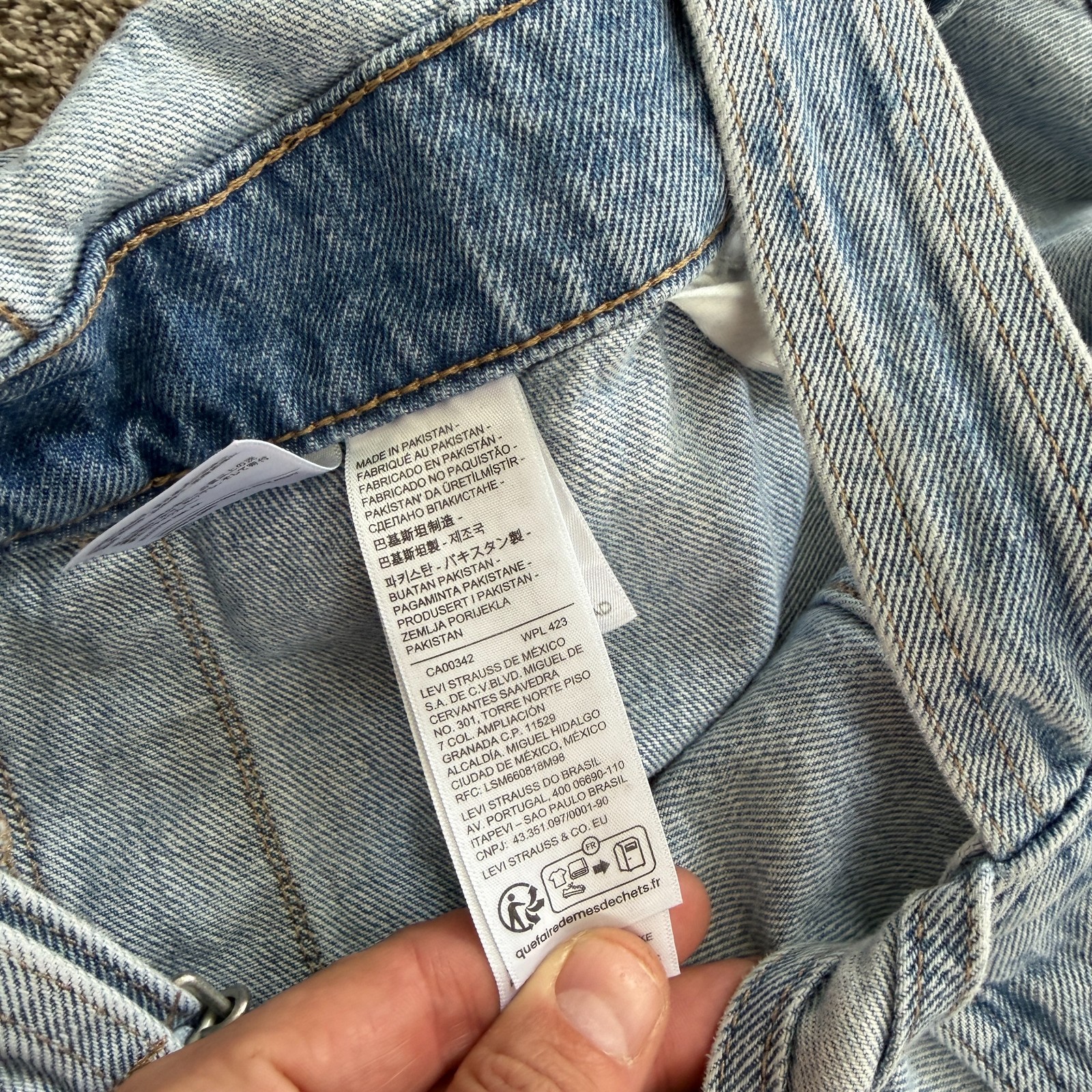 Levi’s Denim Bib Overalls Men’s Large Light Wash Blue Carpenter Workwear