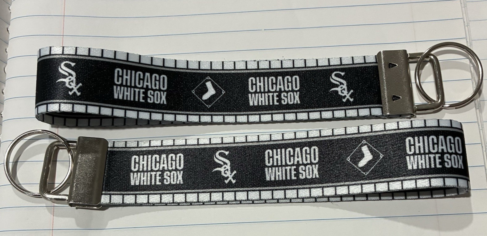 Chicago White Sox Logo Fabric Wristlet Keyring Keychain, Black/White/Gray