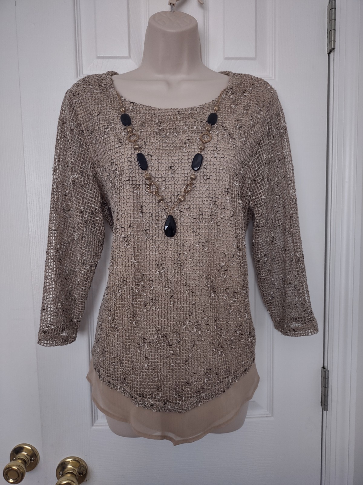 ALFRED DUNNER WOMENS Beige LINED TOP SIZE M