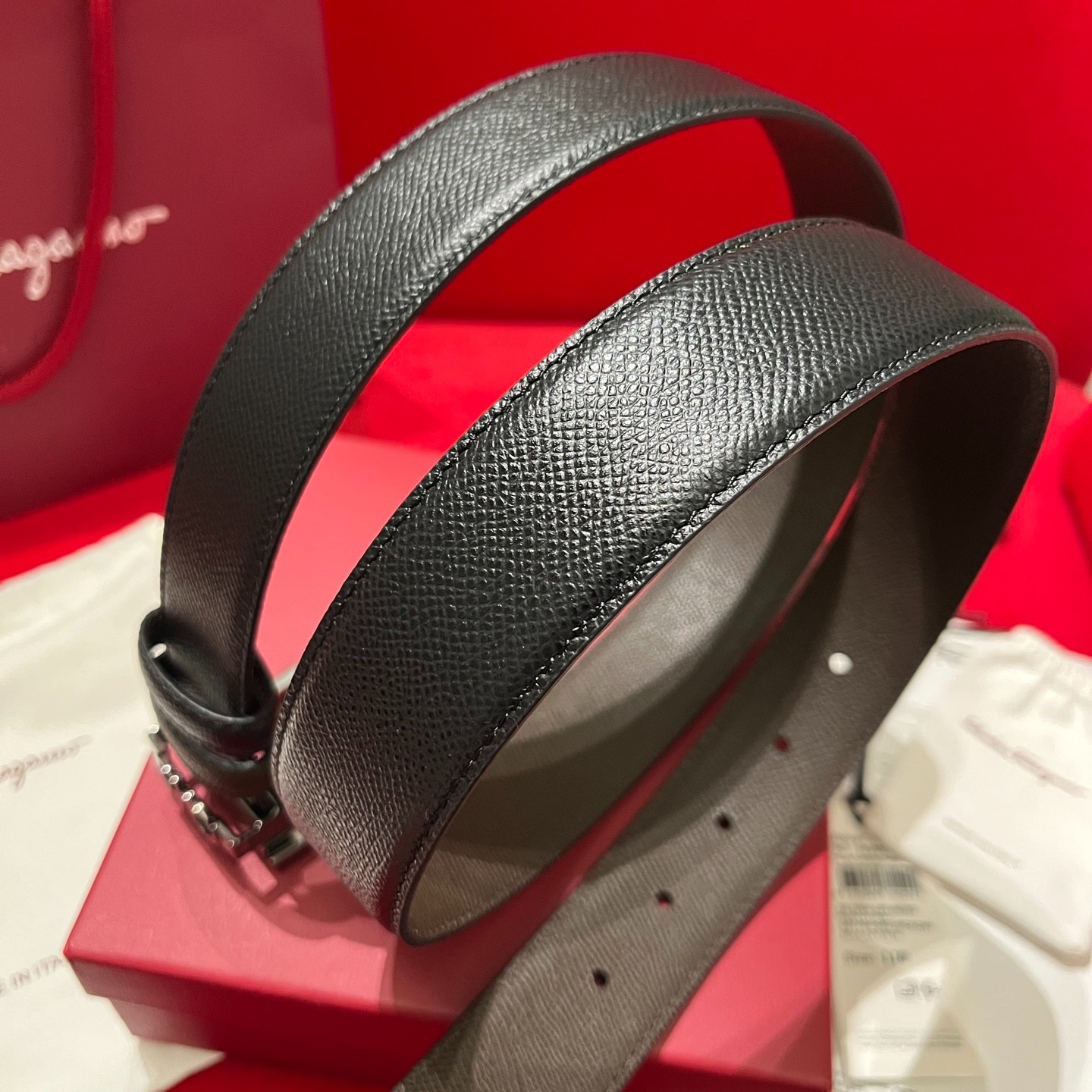 Salvatore Ferragamo Belt Handcrafted classic Gunmetal Buckle Reversible