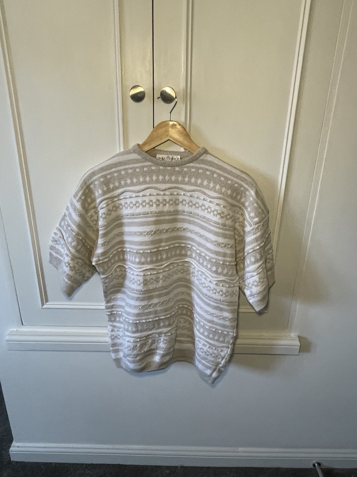 The Sweater Shop Knit Jumper Teens Long Sleeve Size 14 Pit 22” Length 25” White