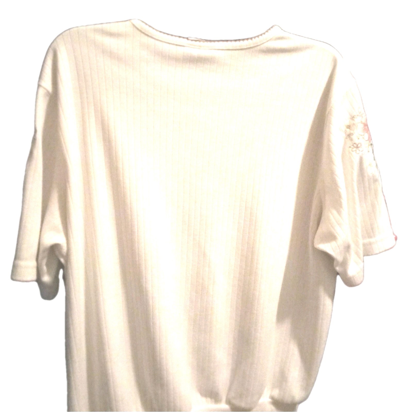 BonWorth Flowered neck line V-Neck, XL Polyester & Cotton Blend. Wash Cold.
