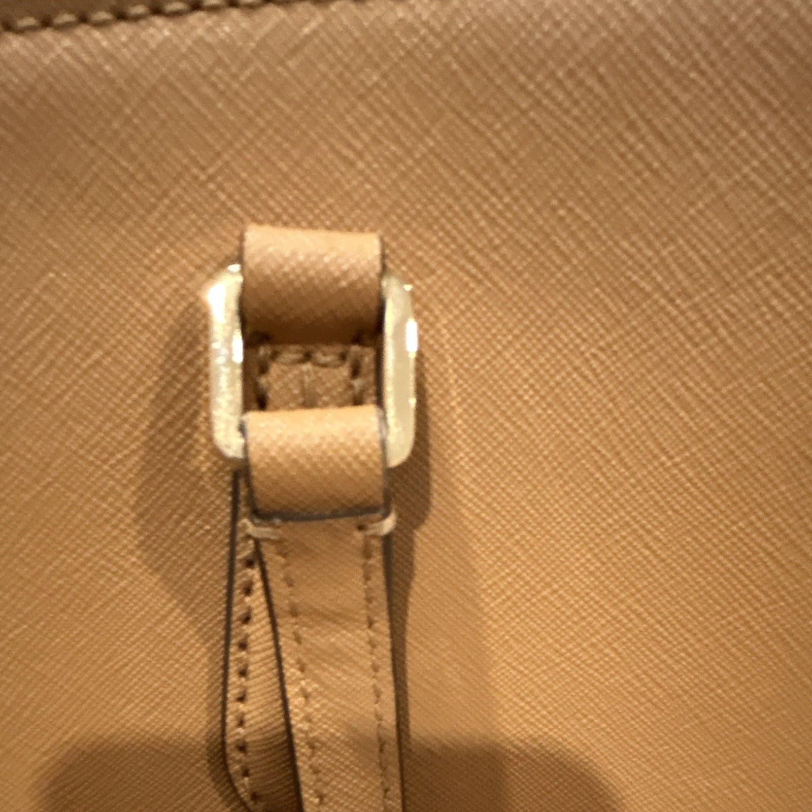 Tory Burch Tan Zip Top Tote Bag Gold Hardware Double Strap Inner Pockets magnet