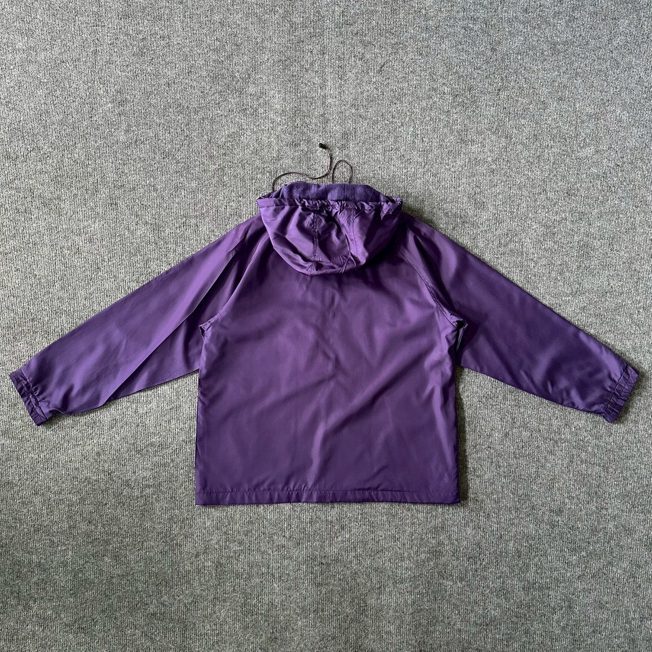 P48 Barn Black Jacket Purple Chest 44″ Length 26″ Sleeve 20″