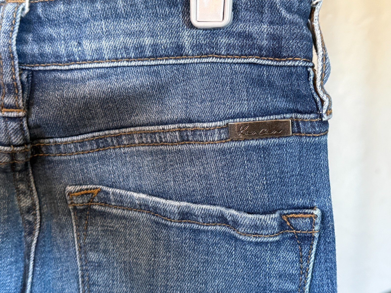 KanCan Jeans sz 0/23 women’s/juniors light blue distressed jeans