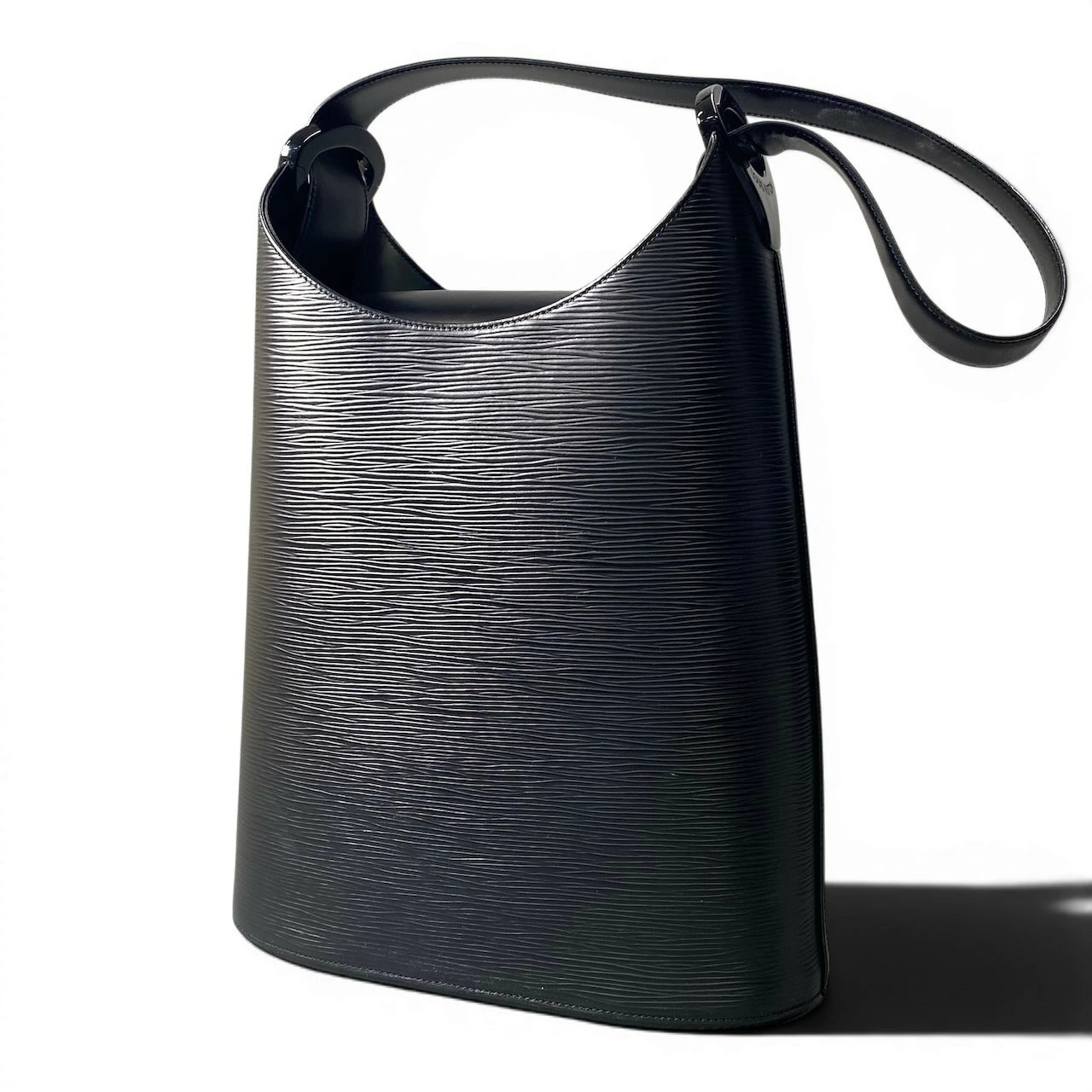 Louis Vuitton M52812 Shoulder Bag Well Saw Black Epi Ta1