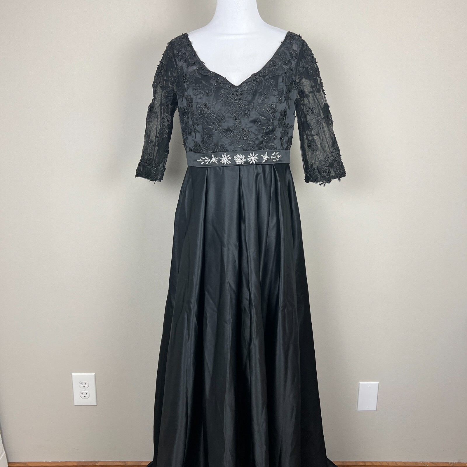 Formal Gown Dress 10 Black Floral Applique Beaded A-Line Evening Long Whimsigoth