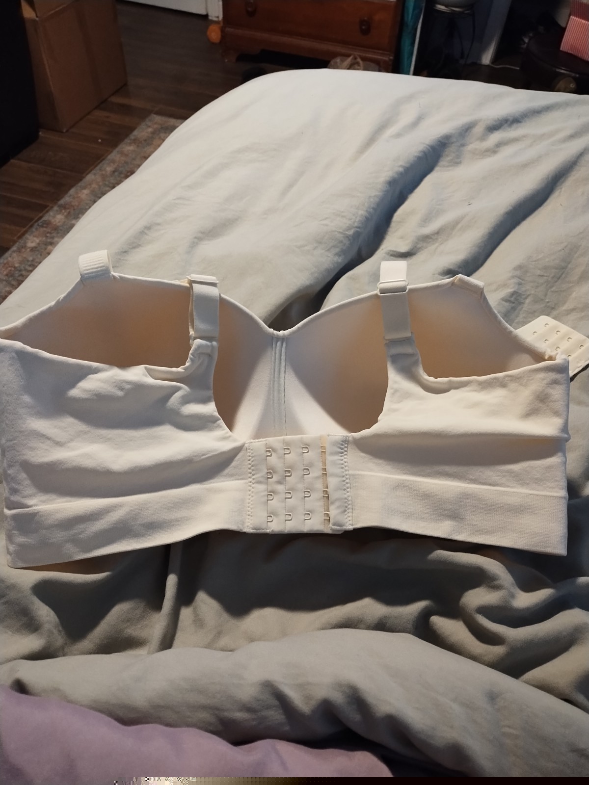 NWT Truekind® Supportive Comfort Wireless Shaping Bra