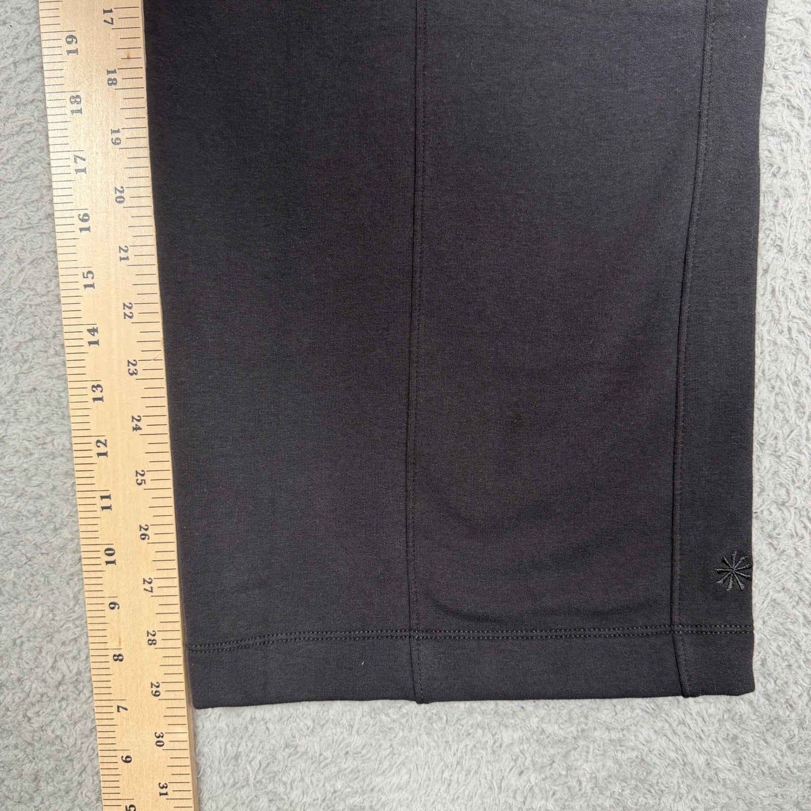 Athleta Seamed Wide Leg Fleece Pants Black High Rise Side Zip Pockets Womens M