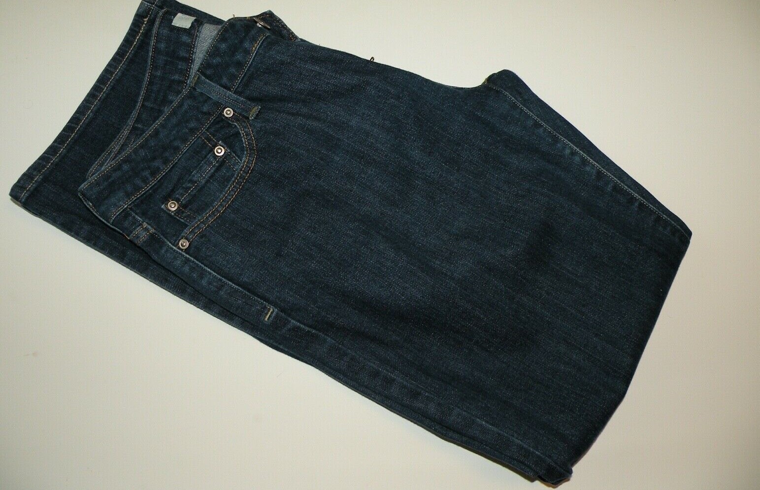 Levi’s low boot cut 545 jeans 10 M flare leg blue stretch 99% cotton 1% spandex