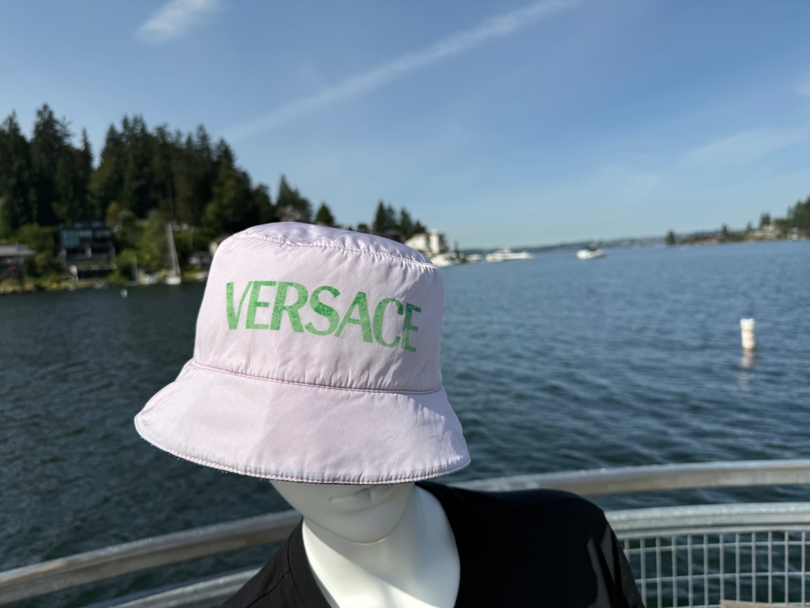 Vesace Reversible Bucket Hat with Sea Shell pattern Unisex size L