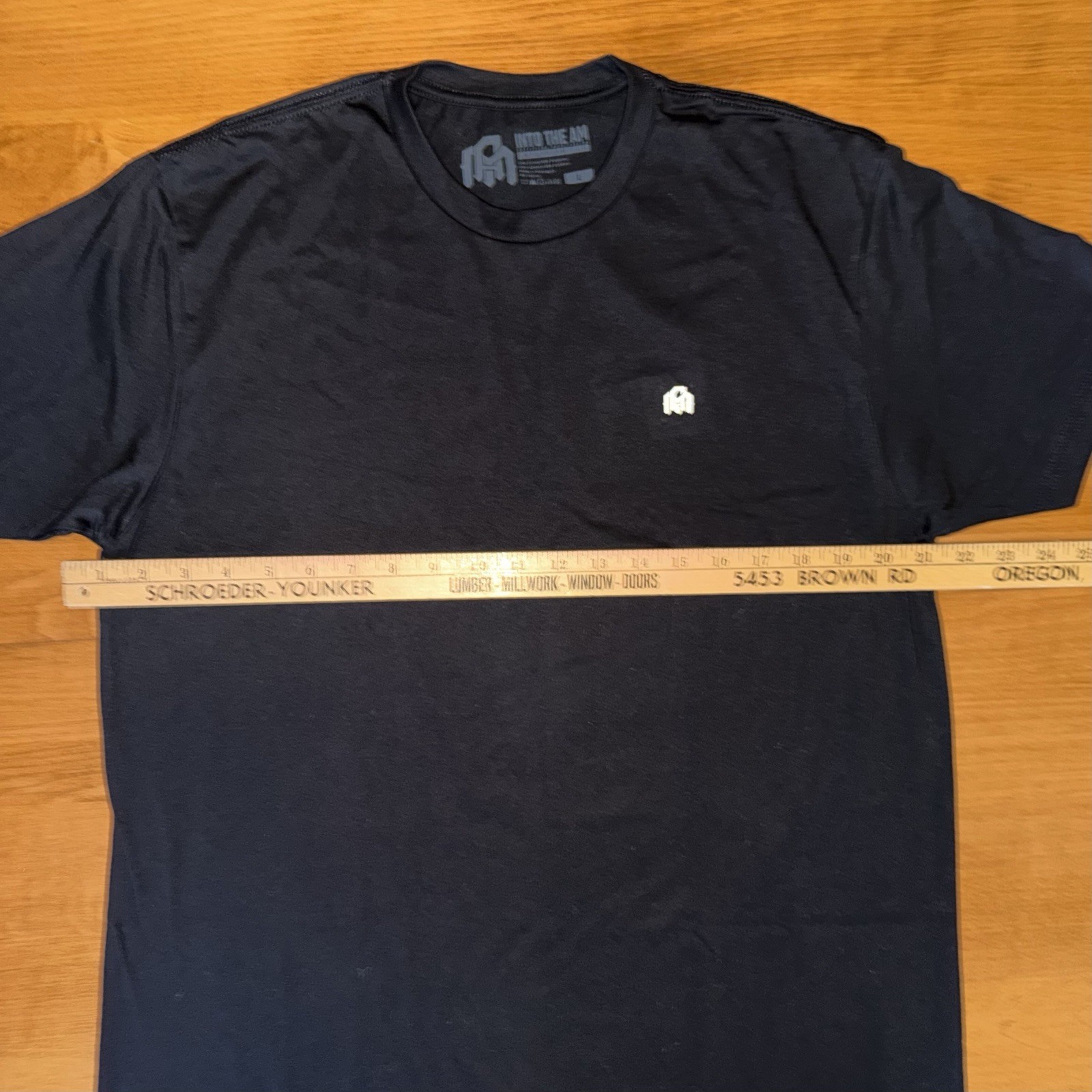 NWOT INTO THE AM Men’s Premium Soft Cotton Blend Crew Neck Tee Black Size Large