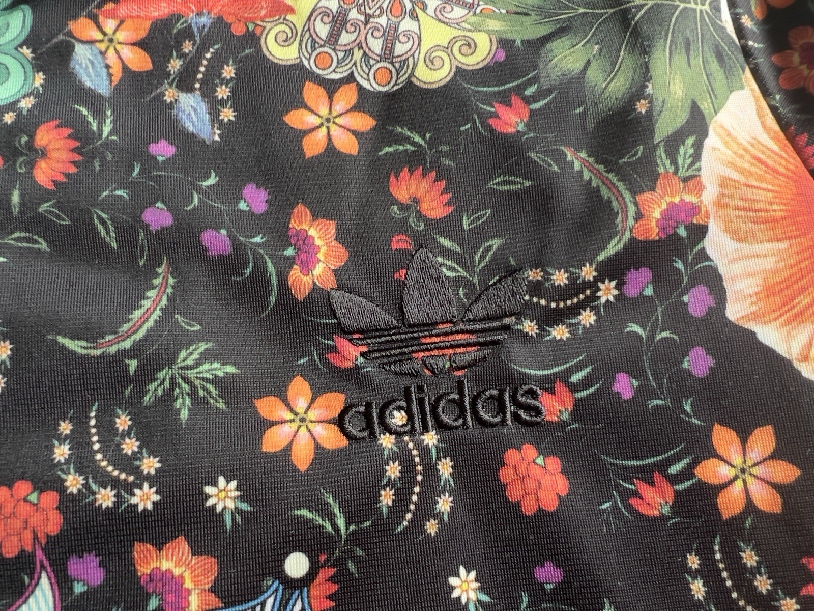 Adidas Originals Jardim Agharta FARM Firebird Track Floral Jacket Size Medium