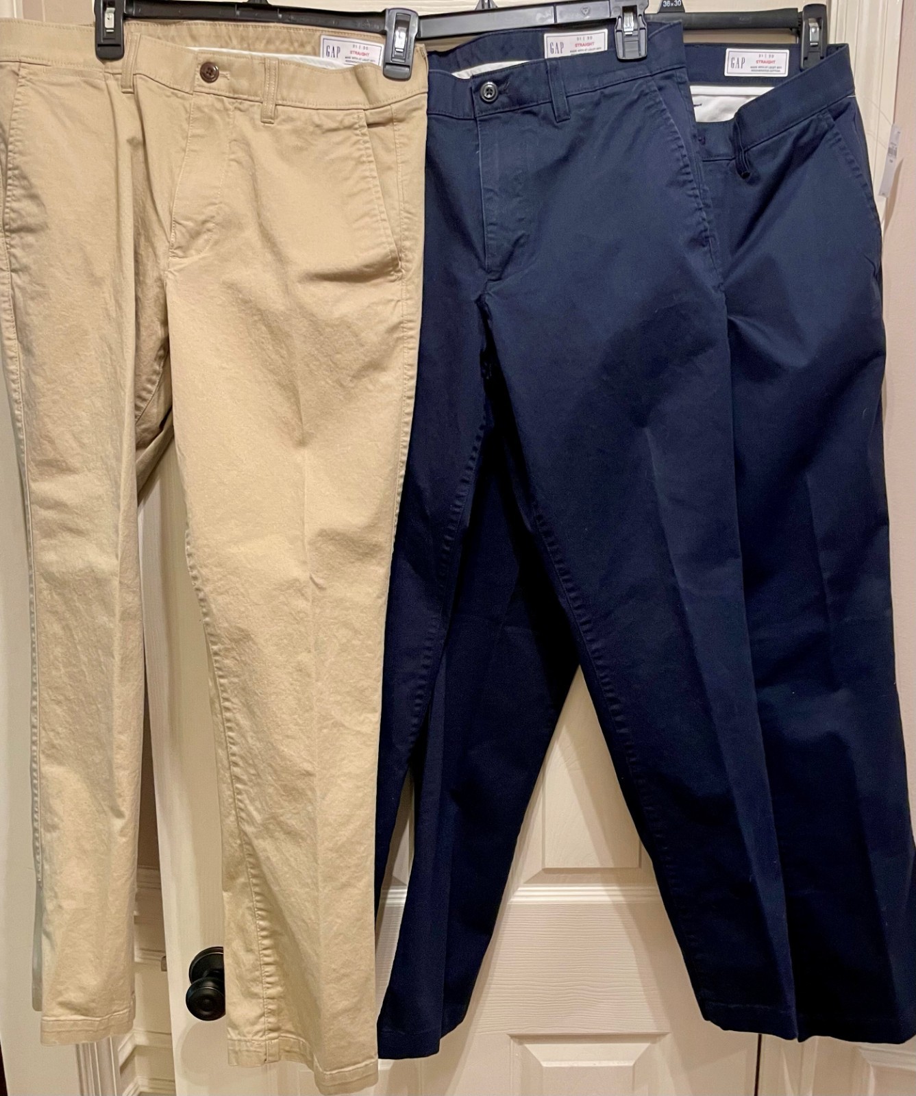 LOT 3 Pair GAP Men’s Modern Straight Khakis 31×30 BLUE (NWT), BLUE, TAN