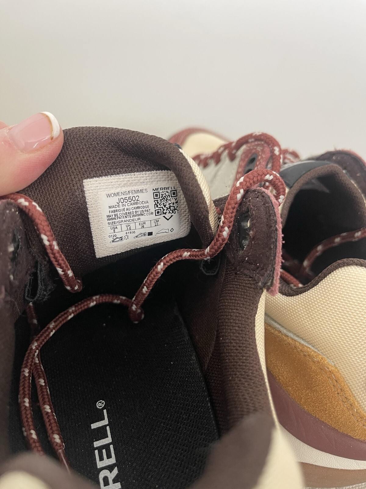 Women’s Merrell 1981 Multi-colored (Burgundy/Grey/Mustard) Walking Shoe Size 6