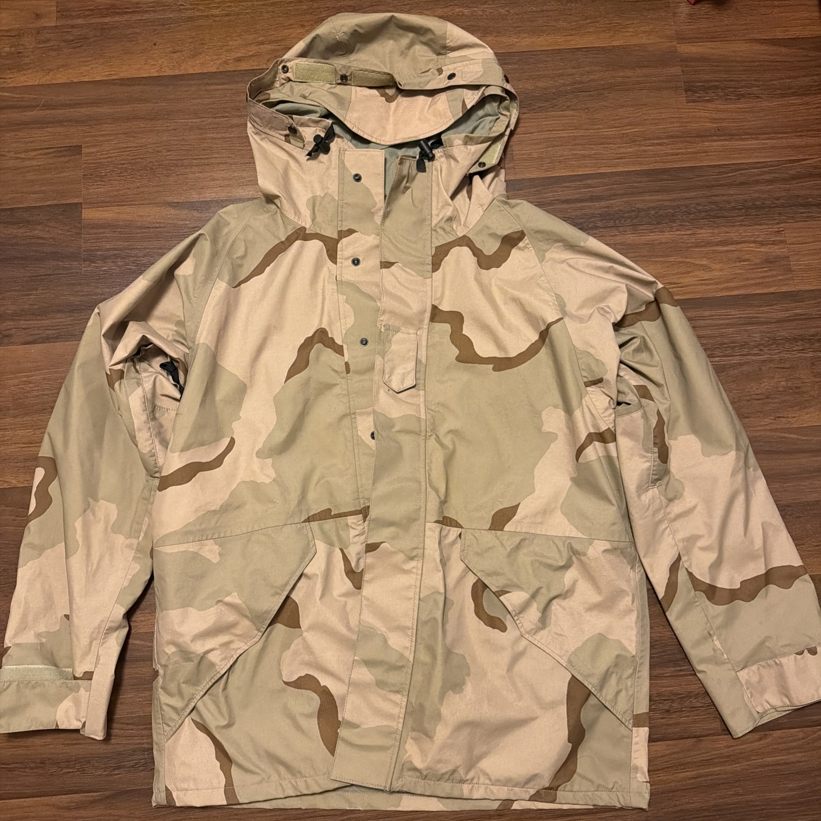 US Military Parka Cold Weather Desert Camouflage Jacket MIL-P-44188D Large Long