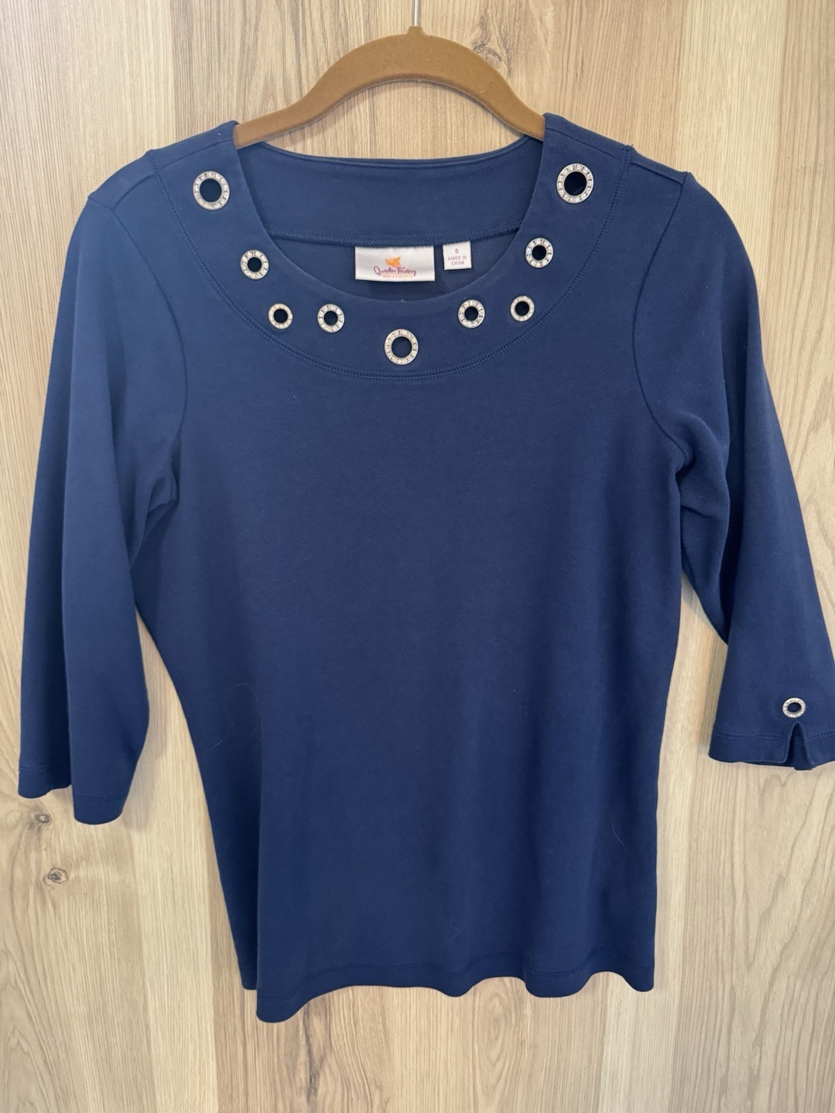 Quacker Factory Blue Cotton Knit Stretch Grommet Scoop Neck 3/4 Sleeve S