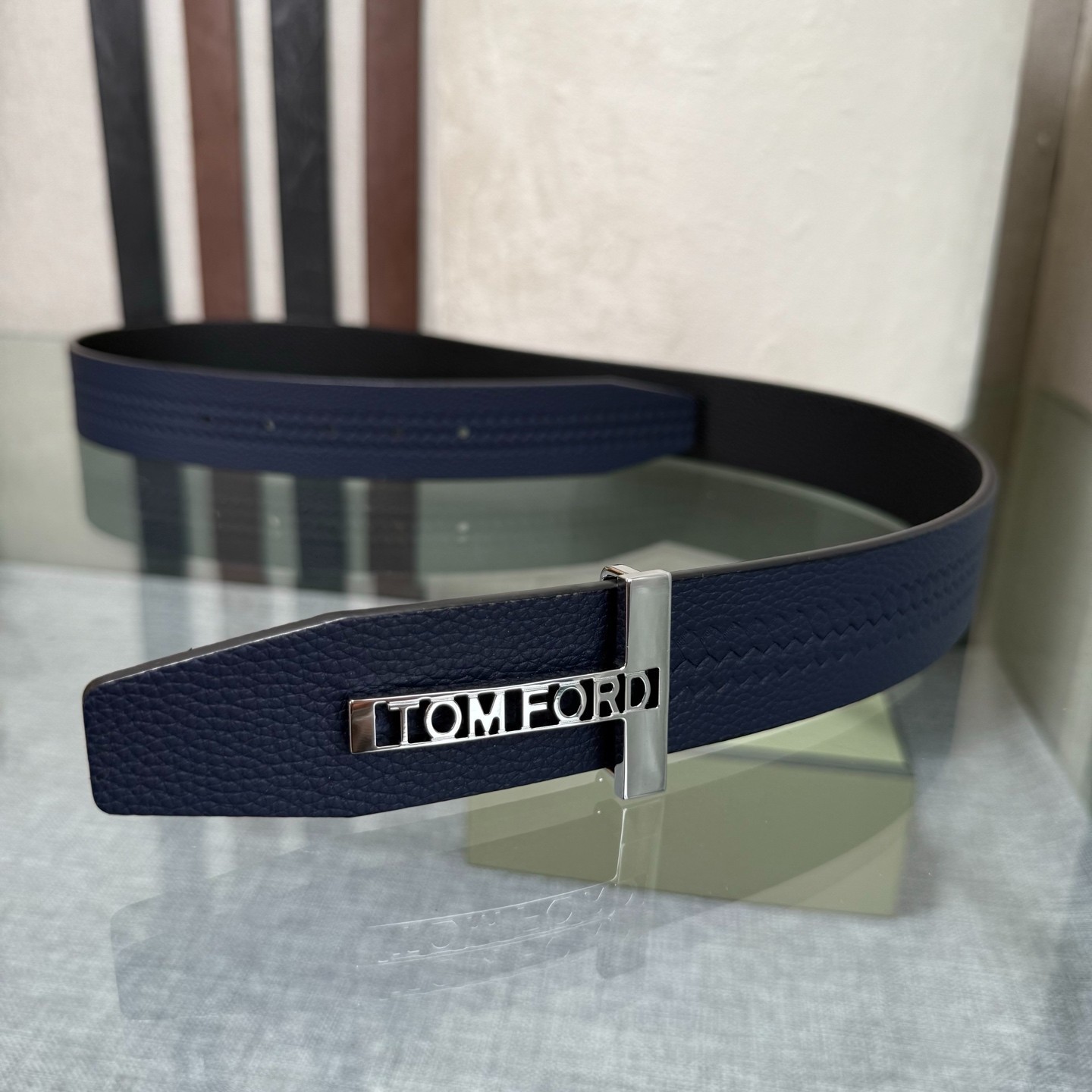 Authentic Tom Ford Reversible Leather T-Buckle Belt Luxury Designer Fashion