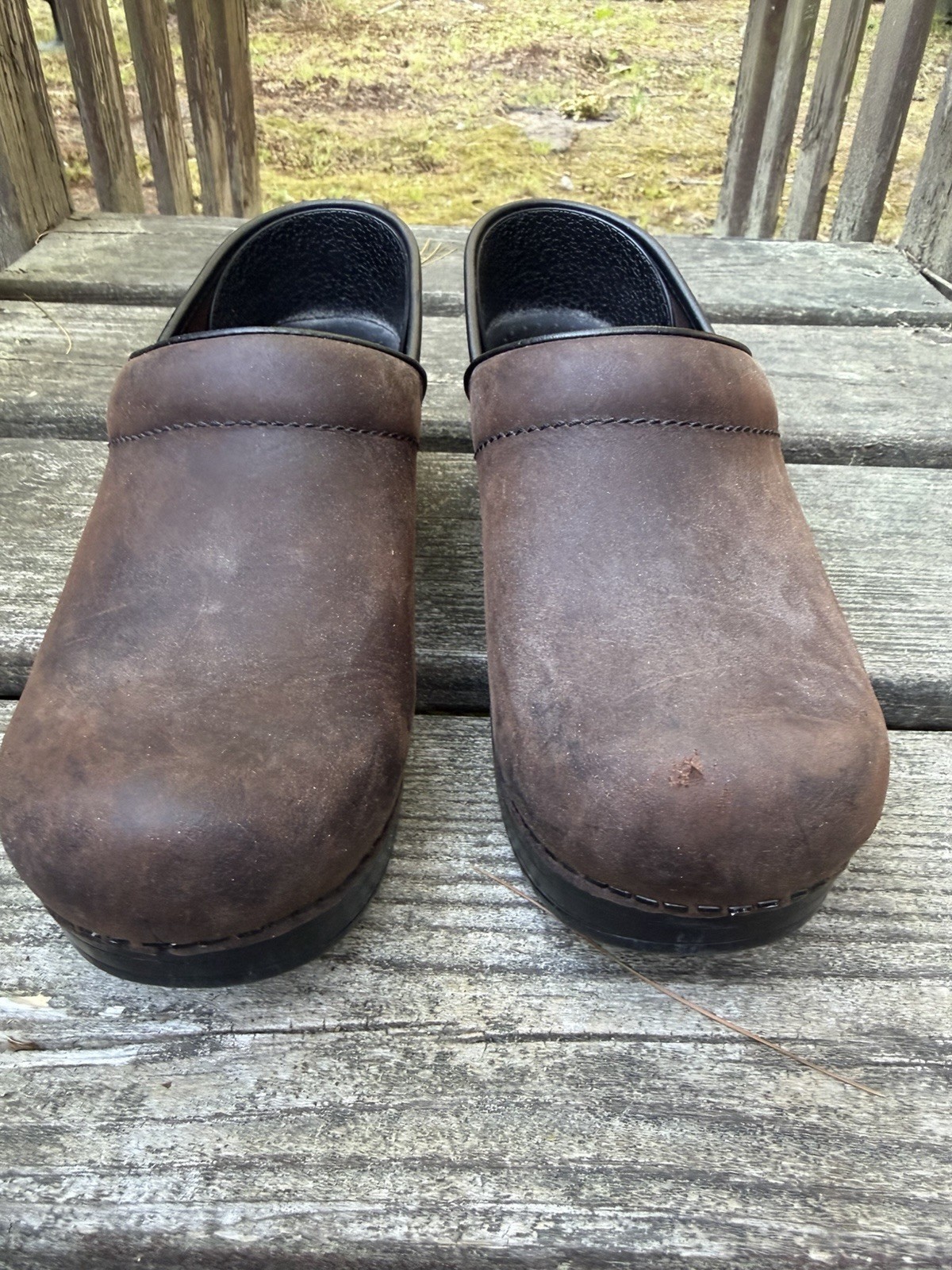 Dansko Professional Brown Oiled Leather Clogs Women’s Size EU 37 Wide US 6.5 – 7