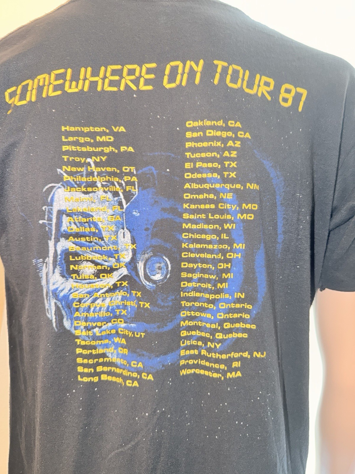 Vintage 1987 Iron Maiden “Somewhere On Tour” 87’ concert T-Shirt XL
