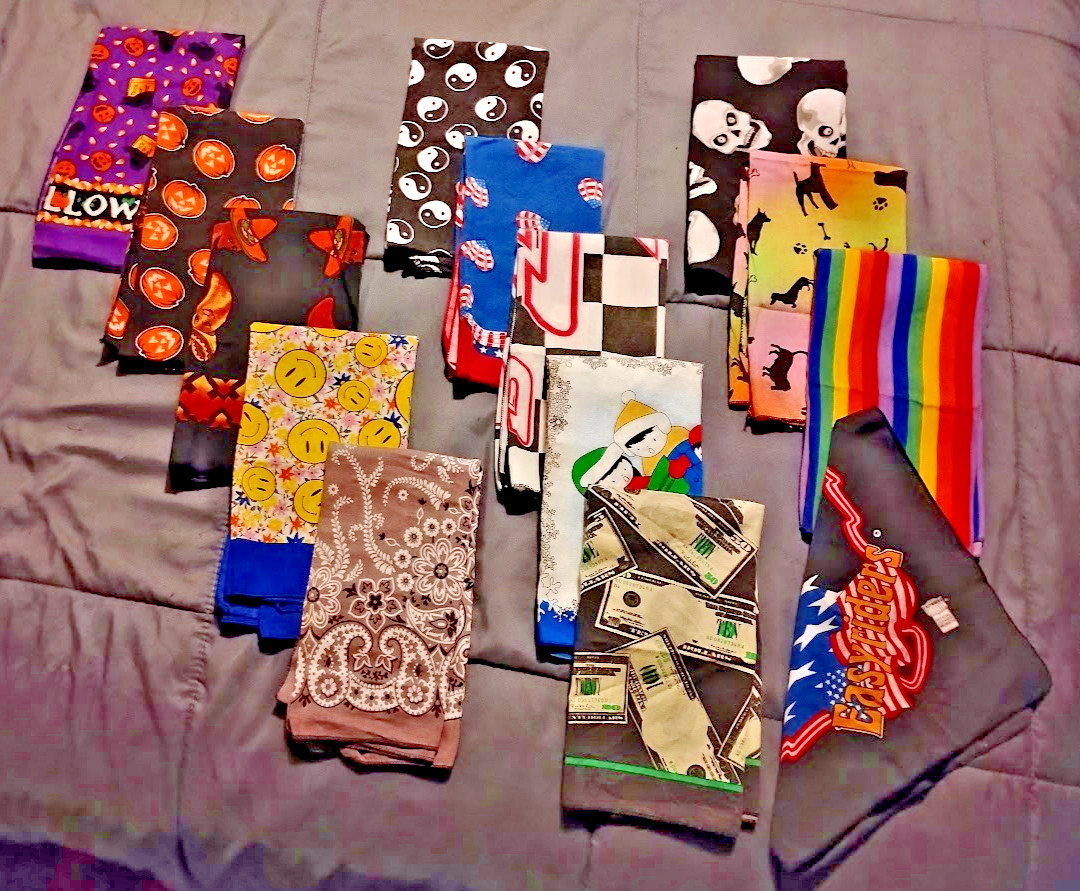 VTG 1980s-90s Hav A Hank Lot Of 14 No Rips Tears Or Holes Collector Lot