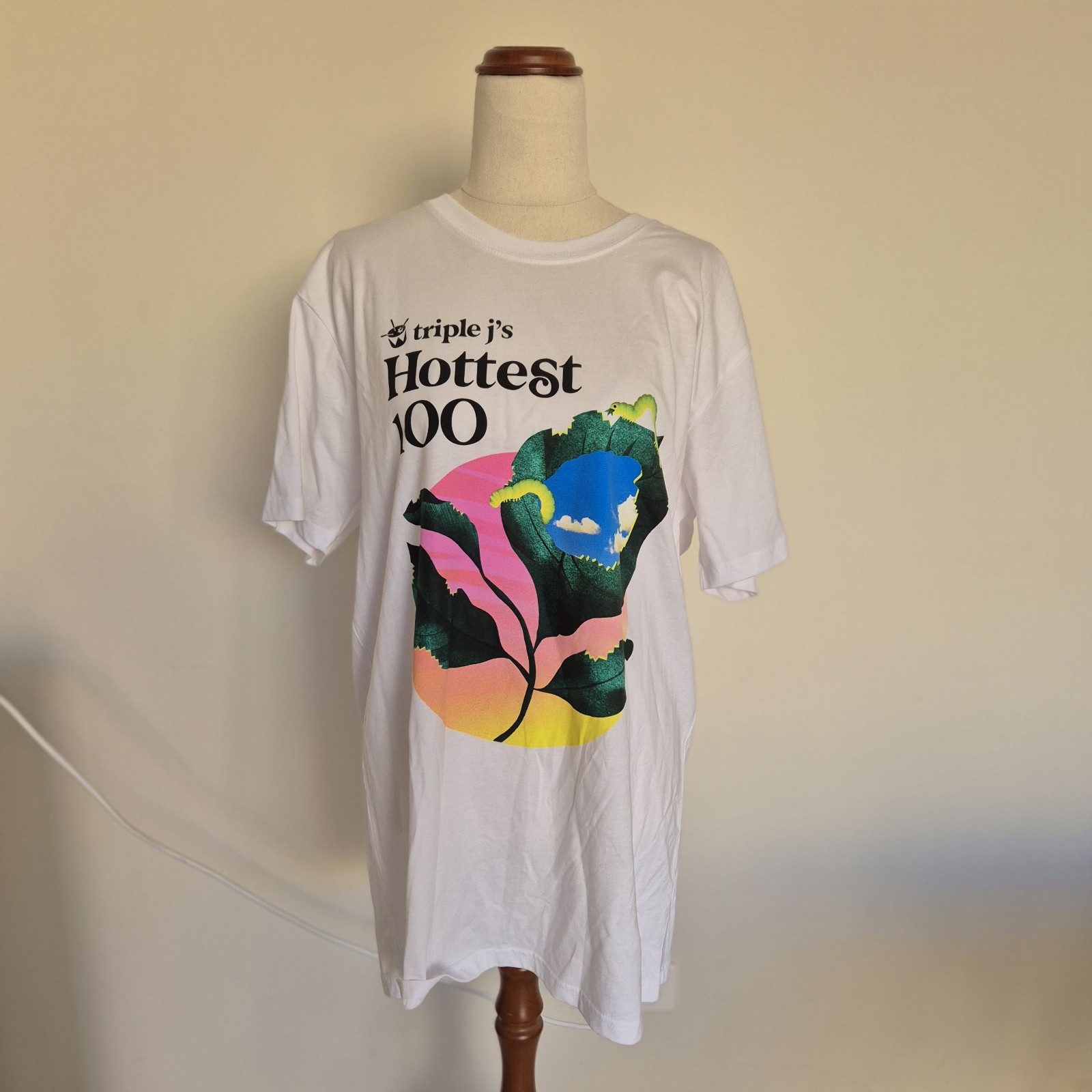 Triple J Hottest 100 Organic Cotton Graphic Tee 2020 White L