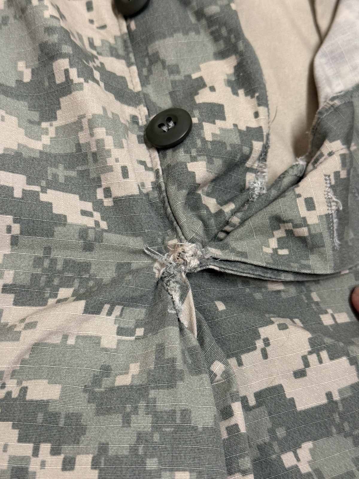 US Army ACU UCP Digital Camo Cargo Pants Large Long Ripstop Military Used