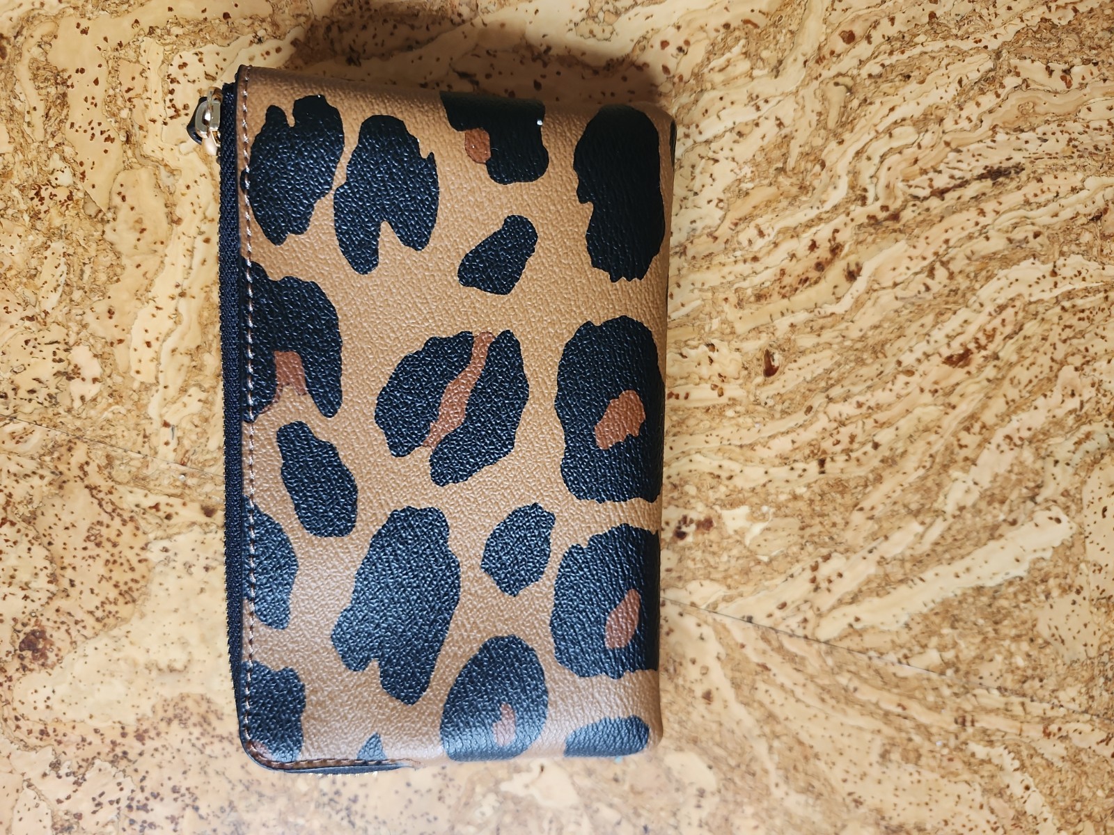 NEW COACH Corner Zip Wristlet Leopard Print #CC871